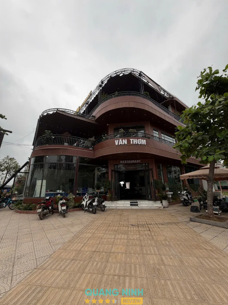 Bài đánh giá về Nhà hàng Văn Thơm, Quảng Yên, Quảng Ninh