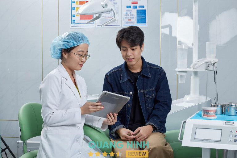 Khách hàng sẽ được bác sĩ chuyên khoa trực tiếp thăm khám
