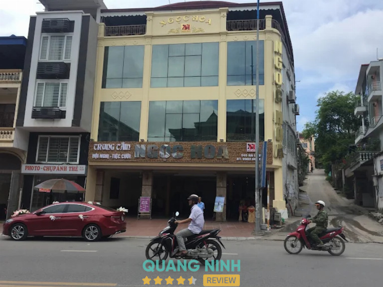 Nhà Hàng Ngọc Hoa Hà Lầm